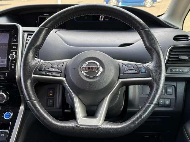 セレナ ｅ－パワー　ハイウェイスターＶ　禁煙車／プロパイロット／インテリジェントエマージェンシーブレーキ／純正ナビ／フルセグＴＶ／ＤＶＤ／Ｂｌｕｅｔｏｏｔｈ／フリップダウンモニター／インテリジェントアラウンドビューモニター＆ルームミラー／（41枚目）