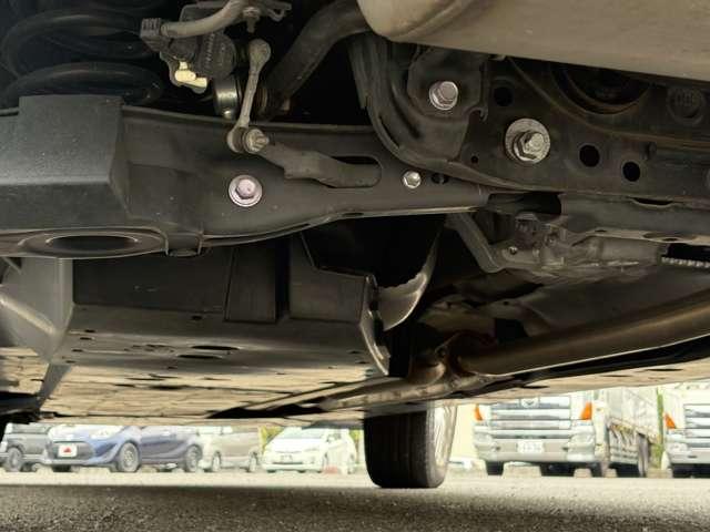 ハリアー Z 12.3型T-Connectフルセグナビ/JBL9スピーカー/半革/4WD/セーフティセンス/追従クルーズ/ハンズフリー電動テール/ブラインドスポット/デジタルインナーM/カラーHUD/LEDライト(29枚目)