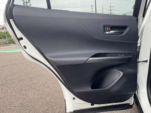 ハリアー Z 12.3型T-Connectフルセグナビ/JBL9スピーカー/半革/4WD/セーフティセンス/追従クルーズ/ハンズフリー電動テール/ブラインドスポット/デジタルインナーM/カラーHUD/LEDライト(46枚目)