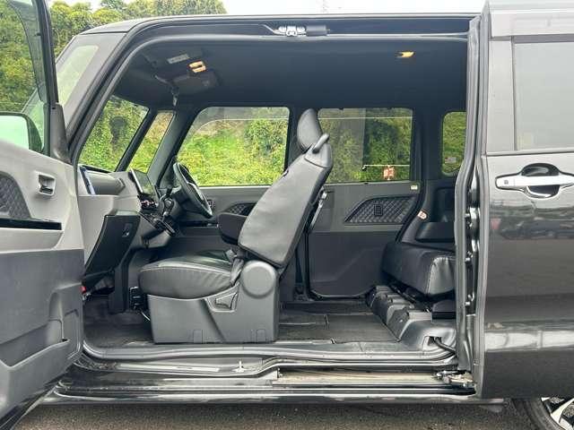 タント ６６０カスタムＲＳ　４名　１オ－ナ－禁煙／９型フルセグナビ＆ＯＰパノラマモニター／両側電動／ＯＰスマートクルーズ＆スタイルパック／ヒーター付半革シート／スマアシ／キーフリー／ＬＥＤライト（23枚目）