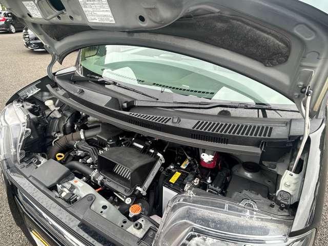 タント ６６０カスタムＲＳ　４名　１オ－ナ－禁煙／９型フルセグナビ＆ＯＰパノラマモニター／両側電動／ＯＰスマートクルーズ＆スタイルパック／ヒーター付半革シート／スマアシ／キーフリー／ＬＥＤライト（32枚目）