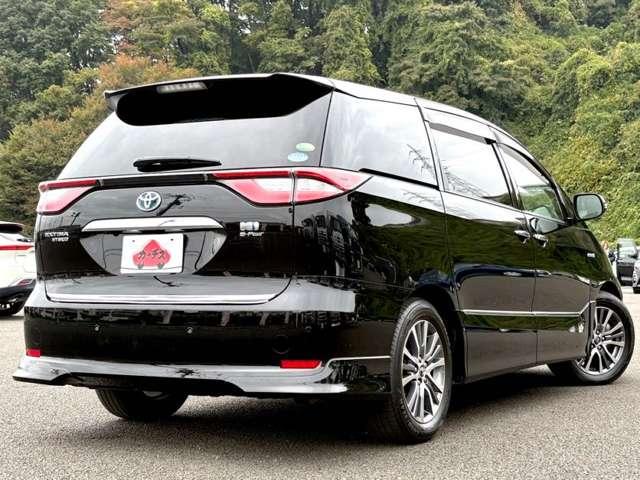エスティマハイブリッド ハイブリッド２．４アエラス　スマート　４ＷＤ　７名　セーフティセンスＣ！ＴＲＤエアロ！ベージュ合皮シート！快適温熱シート！運転席パワーシート！純正ナビ＆フルセグＴＶ＆ＢＴ＆バックカメラ！アルパインフリップダウンモニター！両側パワース（4枚目）