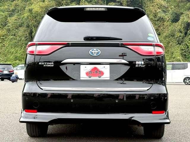 エスティマハイブリッド ハイブリッド２．４アエラス　スマート　４ＷＤ　７名　セーフティセンスＣ！ＴＲＤエアロ！ベージュ合皮シート！快適温熱シート！運転席パワーシート！純正ナビ＆フルセグＴＶ＆ＢＴ＆バックカメラ！アルパインフリップダウンモニター！両側パワース（6枚目）