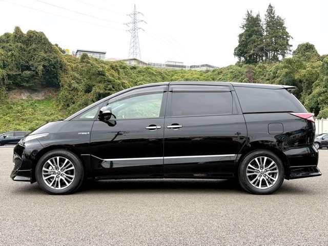 エスティマハイブリッド ハイブリッド２．４アエラス　スマート　４ＷＤ　７名　セーフティセンスＣ！ＴＲＤエアロ！ベージュ合皮シート！快適温熱シート！運転席パワーシート！純正ナビ＆フルセグＴＶ＆ＢＴ＆バックカメラ！アルパインフリップダウンモニター！両側パワース（8枚目）