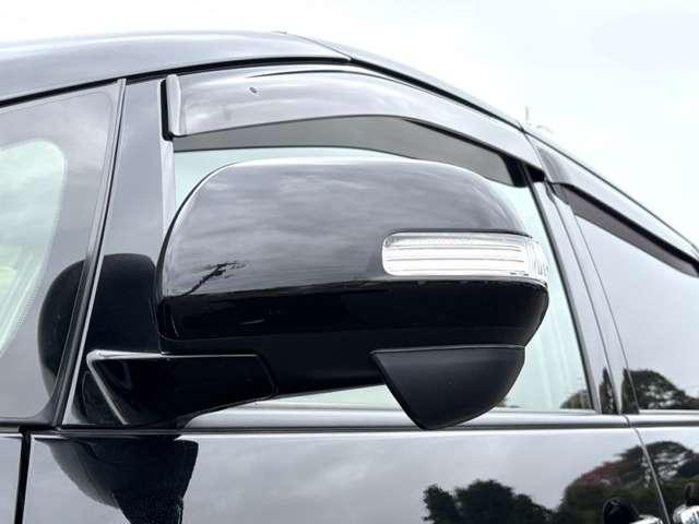 エスティマハイブリッド ハイブリッド２．４アエラス　スマート　４ＷＤ　７名　セーフティセンスＣ！ＴＲＤエアロ！ベージュ合皮シート！快適温熱シート！運転席パワーシート！純正ナビ＆フルセグＴＶ＆ＢＴ＆バックカメラ！アルパインフリップダウンモニター！両側パワース（14枚目）