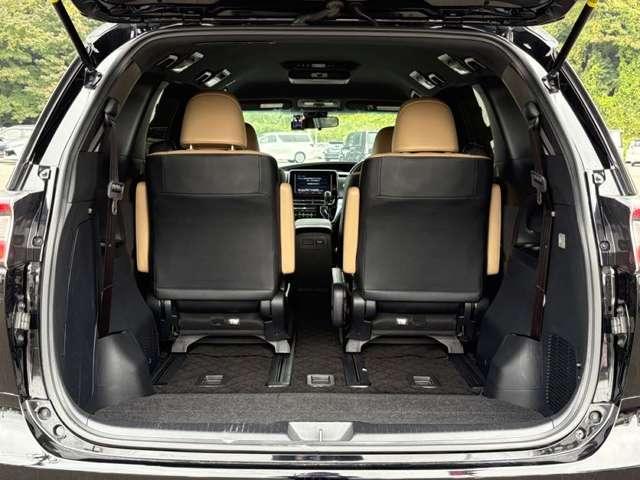 エスティマハイブリッド ハイブリッド２．４アエラス　スマート　４ＷＤ　７名　セーフティセンスＣ！ＴＲＤエアロ！ベージュ合皮シート！快適温熱シート！運転席パワーシート！純正ナビ＆フルセグＴＶ＆ＢＴ＆バックカメラ！アルパインフリップダウンモニター！両側パワース（26枚目）