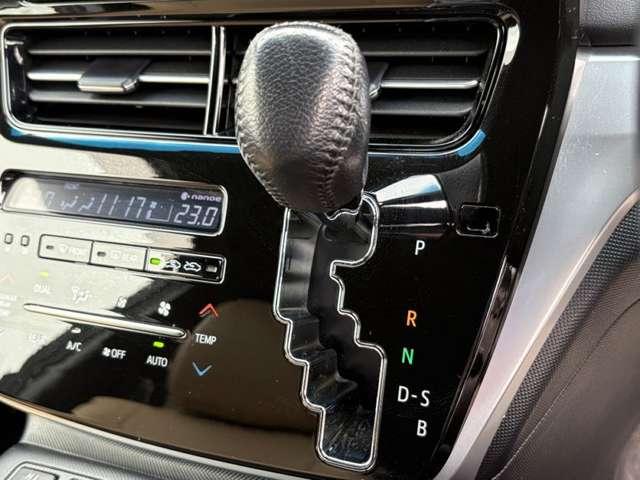 エスティマハイブリッド ハイブリッド２．４アエラス　スマート　４ＷＤ　７名　セーフティセンスＣ！ＴＲＤエアロ！ベージュ合皮シート！快適温熱シート！運転席パワーシート！純正ナビ＆フルセグＴＶ＆ＢＴ＆バックカメラ！アルパインフリップダウンモニター！両側パワース（48枚目）