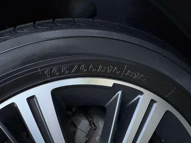 ソリオ 1.2バンディット ハイブリッドMV 4WD 5名 4WD!アイドリングストップ!セーフティサポート!純正ナビ&フルセグTV&DVD&BT!全方位モニター!LEDヘッドライト!オートライト!前席シートヒーター!パワースライドドア!ビ(11枚目)