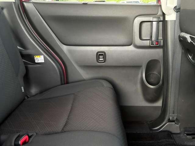 ソリオ 1.2バンディット ハイブリッドMV 4WD 5名 4WD!アイドリングストップ!セーフティサポート!純正ナビ&フルセグTV&DVD&BT!全方位モニター!LEDヘッドライト!オートライト!前席シートヒーター!パワースライドドア!ビ(49枚目)