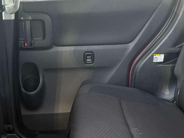 ソリオ 1.2バンディット ハイブリッドMV 4WD 5名 4WD!アイドリングストップ!セーフティサポート!純正ナビ&フルセグTV&DVD&BT!全方位モニター!LEDヘッドライト!オートライト!前席シートヒーター!パワースライドドア!ビ(50枚目)