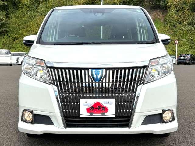 エスクァイア 1.8ハイブリッドGi 7名 セーフティセンスC!純正ナビ&フルセグTV&DVD&BT&バックカメラ!LEDヘッドライト!オートライト!純正アルミ!両側パワースライドドア!合皮シート!快適温熱シート!ビルトイン(9枚目)