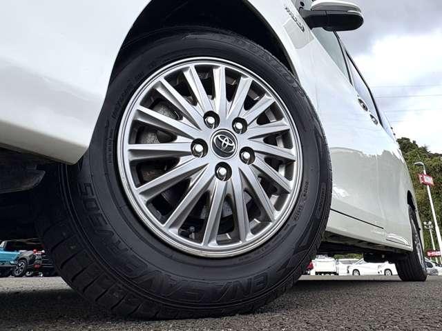 エスクァイア 1.8ハイブリッドGi 7名 セーフティセンスC!純正ナビ&フルセグTV&DVD&BT&バックカメラ!LEDヘッドライト!オートライト!純正アルミ!両側パワースライドドア!合皮シート!快適温熱シート!ビルトイン(10枚目)