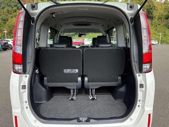 エスクァイア 1.8ハイブリッドGi 7名 セーフティセンスC!純正ナビ&フルセグTV&DVD&BT&バックカメラ!LEDヘッドライト!オートライト!純正アルミ!両側パワースライドドア!合皮シート!快適温熱シート!ビルトイン(24枚目)