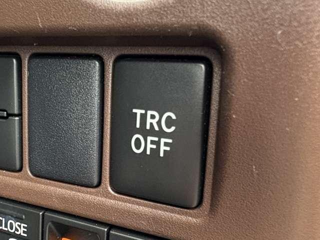 エスクァイア 1.8ハイブリッドGi 7名 セーフティセンスC!純正ナビ&フルセグTV&DVD&BT&バックカメラ!LEDヘッドライト!オートライト!純正アルミ!両側パワースライドドア!合皮シート!快適温熱シート!ビルトイン(45枚目)