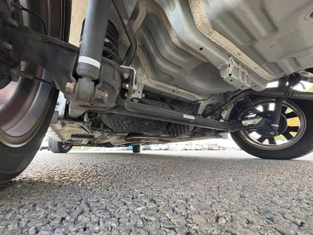 トール 1.0カスタムGターボSAIII 5名 アイドリングストップ!スマートアシスト3!アルパインナビ&フルセグTV&DVD&BT!パノラマモニター!アルパインフリップダウンモニター!両側パワースライドドア!LEDヘッドライト(28枚目)