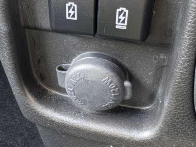 ソリオ 1.2ハイブリッドSZ 5名 セーフティサポート!純正ナビ&フルセグTV&BT!全方位モニター!LEDヘッドライト!オートライト!両側パワースライドドア!純正アルミ&エアロ!シートヒーター!カラーヘッドアップデ(33枚目)