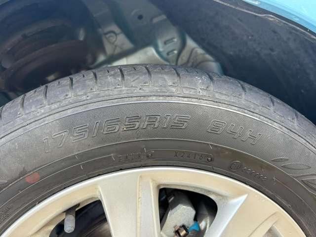 アクア 1.5S 5名 1オーナー車!セーフティセンスC!純正ナビ&フルセグTV&BT&バックカメラ!スマートエントリー/スタートシステム!LEDヘッドライト!オートライト!純正アルミ!シートヒーター!ナ(11枚目)