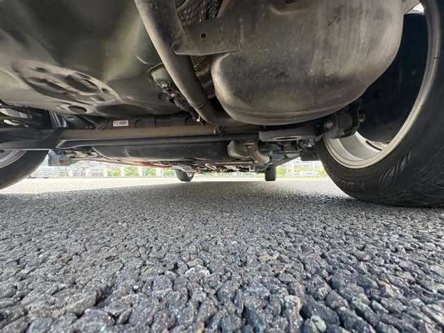 アクア 1.5S 5名 1オーナー車!セーフティセンスC!純正ナビ&フルセグTV&BT&バックカメラ!スマートエントリー/スタートシステム!LEDヘッドライト!オートライト!純正アルミ!シートヒーター!ナ(35枚目)