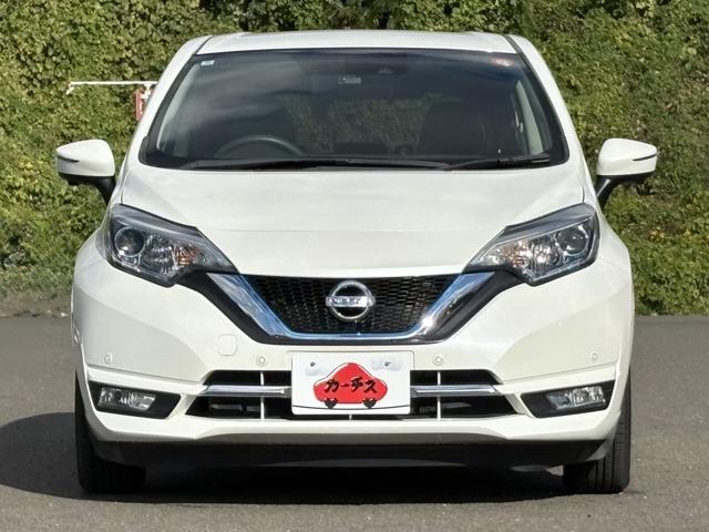 ノート 1.2e-POWERメダリスト 5名 インテリジェントエマージェンシーブレーキ!車線逸脱警報!純正ナビ&フルセグTV&DVD&BT!インテリジェントアラウンドビューモニター&ルームミラー!LEDヘッドライト!オートライ(8枚目)
