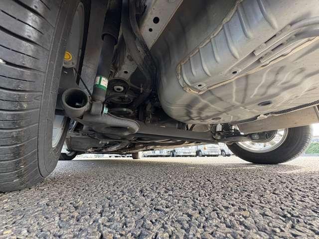 ノート 1.2e-POWERメダリスト 5名 インテリジェントエマージェンシーブレーキ!車線逸脱警報!純正ナビ&フルセグTV&DVD&BT!インテリジェントアラウンドビューモニター&ルームミラー!LEDヘッドライト!オートライ(32枚目)