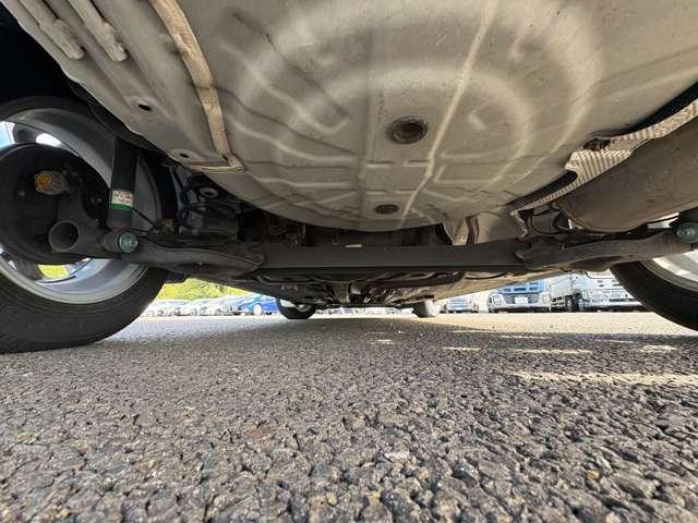 ノート 1.2e-POWERメダリスト 5名 インテリジェントエマージェンシーブレーキ!車線逸脱警報!純正ナビ&フルセグTV&DVD&BT!インテリジェントアラウンドビューモニター&ルームミラー!LEDヘッドライト!オートライ(33枚目)