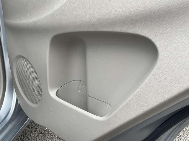 デイズ ６６０Ｊ　４名　ケンウッドナビ＆１セグＴＶ！リモコンキー！社外アルミ！（39枚目）