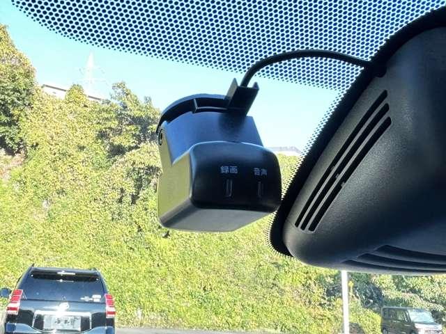 セレナ 1.2e-POWER AUTECHスポーツスペック 7名 全方位運転支援システム!プロパイロット!純正ナビ&フルセグTV&DVD&BT!インテリジェントアラウンドビューモニター&ルームミラー!ハンズフリー両側パワースライドドア!アダプティ(62枚目)