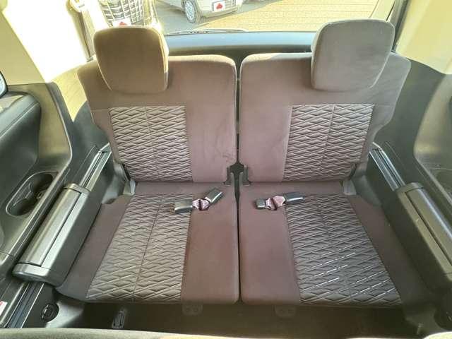 デリカＤ：５ アーバンギア　Ｇ　パワーパッケージ　４ＷＤ　３１年後期型！アイドリングストップ！Ｅアシスト！純正ナビ＆フルセグＴＶ＆ＤＶＤ＆ＢＴ！マルチアラウンドモニター！両側パワースライドドア！パワーバックドア！ＬＥＤヘッドライト！オート（19枚目）