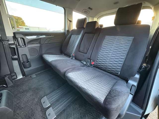 デリカＤ：５ アーバンギア　Ｇ　パワーパッケージ　４ＷＤ　３１年後期型！アイドリングストップ！Ｅアシスト！純正ナビ＆フルセグＴＶ＆ＤＶＤ＆ＢＴ！マルチアラウンドモニター！両側パワースライドドア！パワーバックドア！ＬＥＤヘッドライト！オート（20枚目）