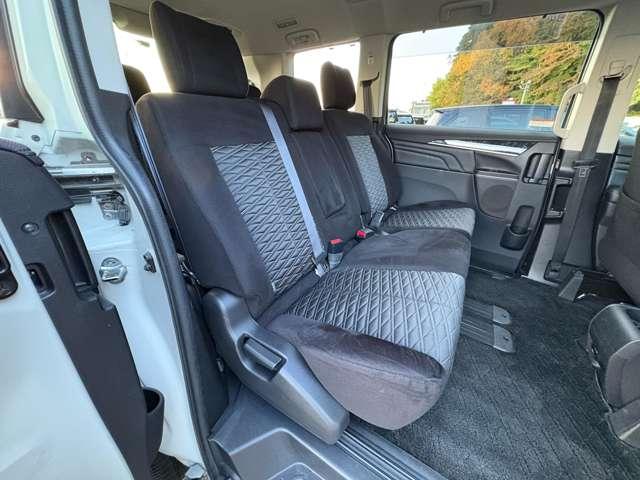 デリカＤ：５ アーバンギア　Ｇ　パワーパッケージ　４ＷＤ　３１年後期型！アイドリングストップ！Ｅアシスト！純正ナビ＆フルセグＴＶ＆ＤＶＤ＆ＢＴ！マルチアラウンドモニター！両側パワースライドドア！パワーバックドア！ＬＥＤヘッドライト！オート（21枚目）