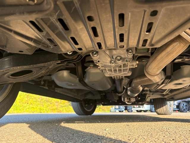 デリカＤ：５ アーバンギア　Ｇ　パワーパッケージ　４ＷＤ　３１年後期型！アイドリングストップ！Ｅアシスト！純正ナビ＆フルセグＴＶ＆ＤＶＤ＆ＢＴ！マルチアラウンドモニター！両側パワースライドドア！パワーバックドア！ＬＥＤヘッドライト！オート（31枚目）