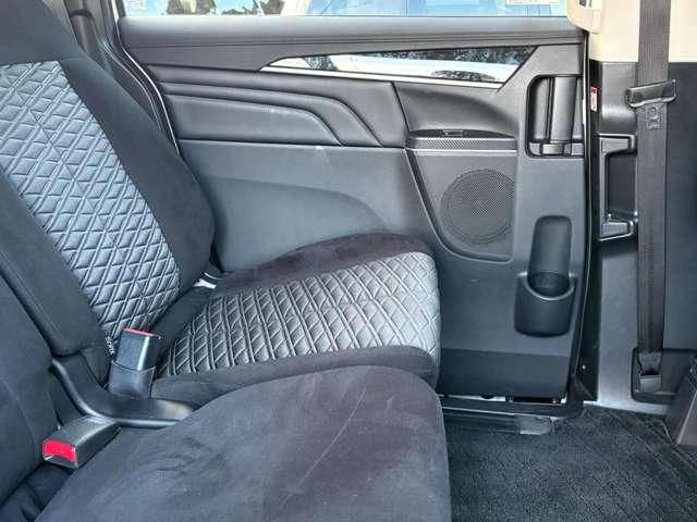 デリカＤ：５ アーバンギア　Ｇ　パワーパッケージ　４ＷＤ　３１年後期型！アイドリングストップ！Ｅアシスト！純正ナビ＆フルセグＴＶ＆ＤＶＤ＆ＢＴ！マルチアラウンドモニター！両側パワースライドドア！パワーバックドア！ＬＥＤヘッドライト！オート（53枚目）