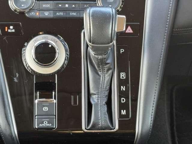 デリカＤ：５ アーバンギア　Ｇ　パワーパッケージ　４ＷＤ　３１年後期型！アイドリングストップ！Ｅアシスト！純正ナビ＆フルセグＴＶ＆ＤＶＤ＆ＢＴ！マルチアラウンドモニター！両側パワースライドドア！パワーバックドア！ＬＥＤヘッドライト！オート（55枚目）