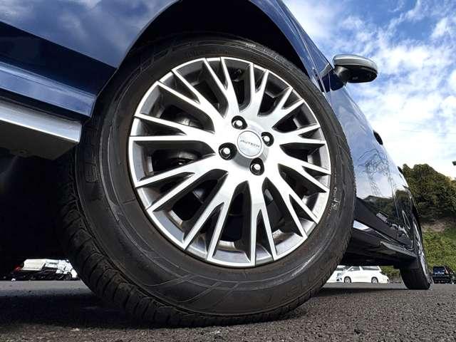 ノート 1.2AUTECH 5名 ブラックルーフ!全方位運転支援システム!プロパイロット!純正ナビ&フルセグTV&BT!インテリジェントアラウンドビューモニター&ルームミラー!アダプティブLEDヘッドライト!純正ア(11枚目)