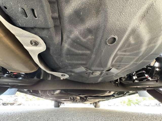 ノート 1.2AUTECH 5名 ブラックルーフ!全方位運転支援システム!プロパイロット!純正ナビ&フルセグTV&BT!インテリジェントアラウンドビューモニター&ルームミラー!アダプティブLEDヘッドライト!純正ア(33枚目)