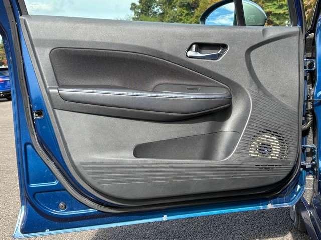 ノート 1.2AUTECH 5名 ブラックルーフ!全方位運転支援システム!プロパイロット!純正ナビ&フルセグTV&BT!インテリジェントアラウンドビューモニター&ルームミラー!アダプティブLEDヘッドライト!純正ア(35枚目)