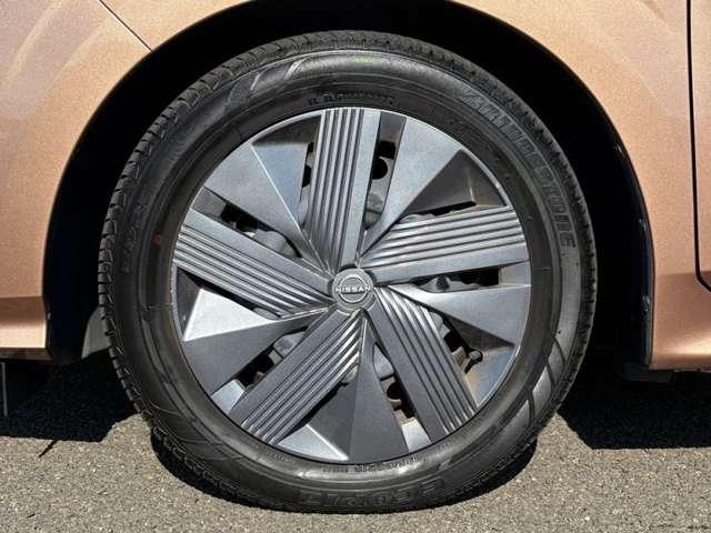 ノート X 全方位運転支援システム!純正ナビ&フルセグTV&BT!インテリジェントアラウンドビューモニター!インテリジェントルームミラー!LEDヘッドライト!オートライト!純正ETC2.0!(12枚目)