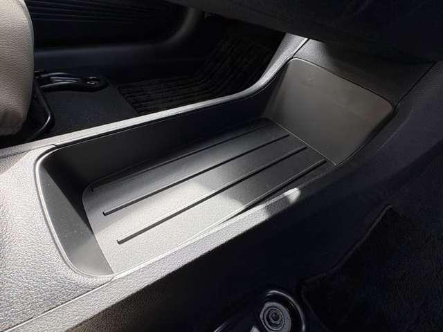 ノート X 全方位運転支援システム!純正ナビ&フルセグTV&BT!インテリジェントアラウンドビューモニター!インテリジェントルームミラー!LEDヘッドライト!オートライト!純正ETC2.0!(50枚目)