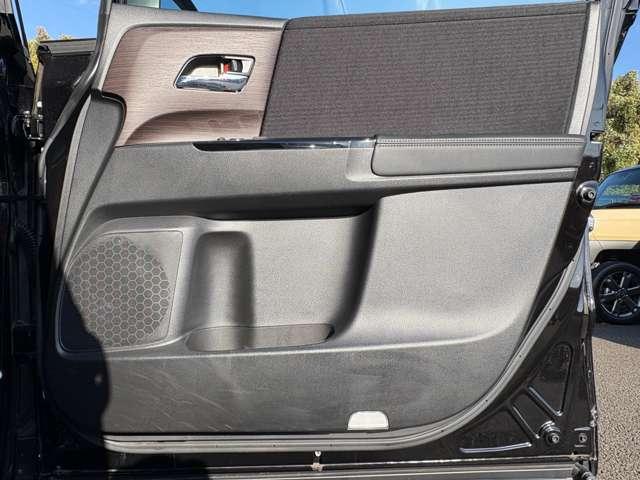 ドアパネル♪助手席側