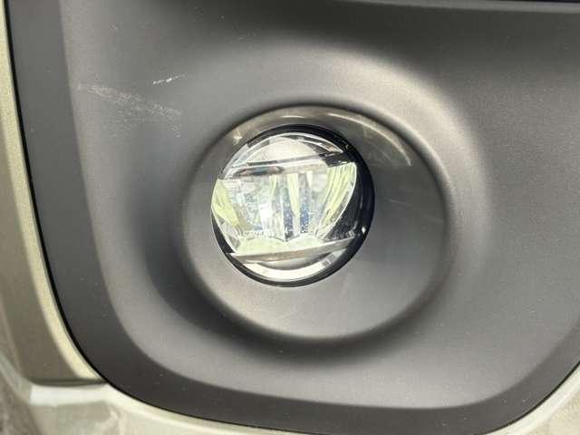 「フォグランプ」　霧の中ではヘッドライトではなく、コチラを使いましょう♪