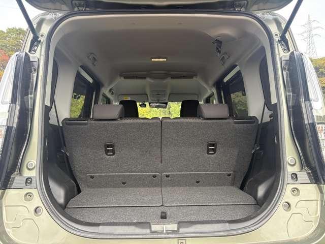 「ラゲッジスペース」　これだけの容量を確保！何でも載せて下さい♪
