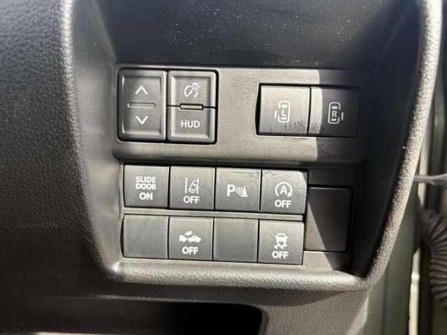 各種スイッチは運転席近くの設置されています★