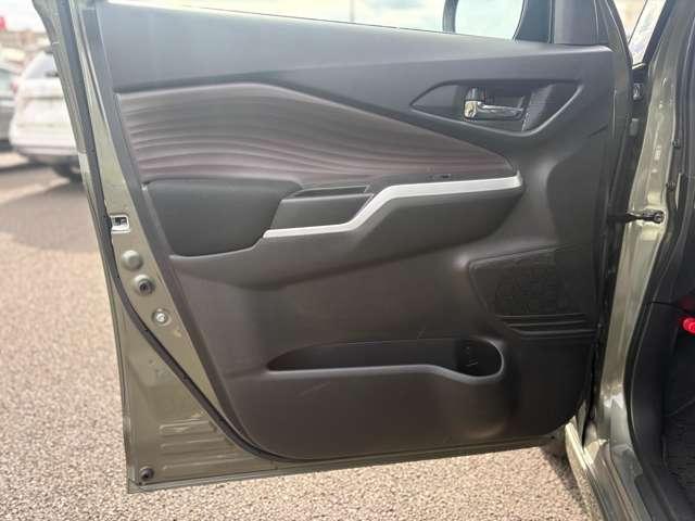 ドアパネル♪助手席側