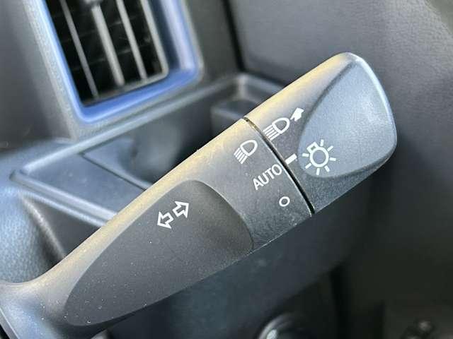 タント X 4WD 4WD!エコアイドル!スマートアシスト!純正ナビ&フルセグTV&DVD&BT&バックカメラ!LEDヘッドライト!オートライト!シートヒーター!パワースライドドア!純正ETC!キーフ(16枚目)