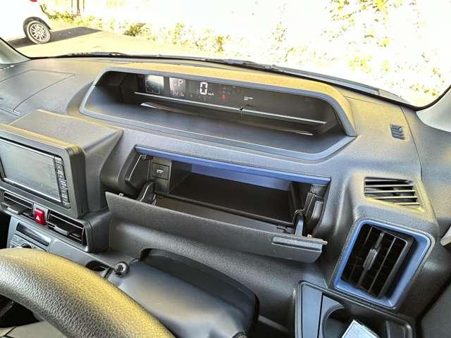 タント X 4WD 4WD!エコアイドル!スマートアシスト!純正ナビ&フルセグTV&DVD&BT&バックカメラ!LEDヘッドライト!オートライト!シートヒーター!パワースライドドア!純正ETC!キーフ(41枚目)