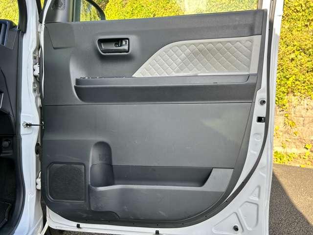 タント X 4WD 4WD!エコアイドル!スマートアシスト!純正ナビ&フルセグTV&DVD&BT&バックカメラ!LEDヘッドライト!オートライト!シートヒーター!パワースライドドア!純正ETC!キーフ(51枚目)