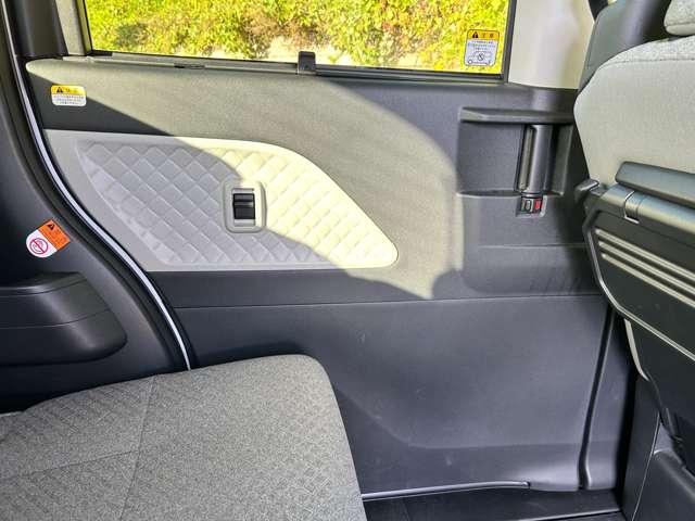 タント X 4WD 4WD!エコアイドル!スマートアシスト!純正ナビ&フルセグTV&DVD&BT&バックカメラ!LEDヘッドライト!オートライト!シートヒーター!パワースライドドア!純正ETC!キーフ(52枚目)