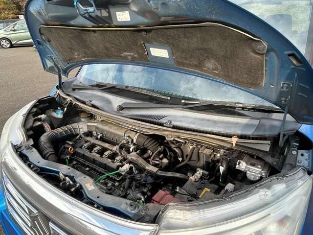 ソリオ ハイブリッドMZ シートヒーター/両側パワースライドドア/全方位カメラ/ドラレコ/アダプティブクルコン/パドルシフト/衝突軽減/禁煙車/コーナーセンサー/純正ナビ/地デジ/Bluetooth/レーンキープアシスト(32枚目)