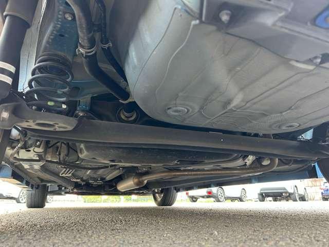 ソリオ ハイブリッドMZ シートヒーター/両側パワースライドドア/全方位カメラ/ドラレコ/アダプティブクルコン/パドルシフト/衝突軽減/禁煙車/コーナーセンサー/純正ナビ/地デジ/Bluetooth/レーンキープアシスト(35枚目)