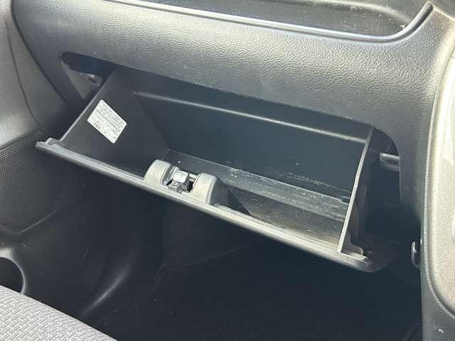 ソリオ ハイブリッドMZ シートヒーター/両側パワースライドドア/全方位カメラ/ドラレコ/アダプティブクルコン/パドルシフト/衝突軽減/禁煙車/コーナーセンサー/純正ナビ/地デジ/Bluetooth/レーンキープアシスト(47枚目)